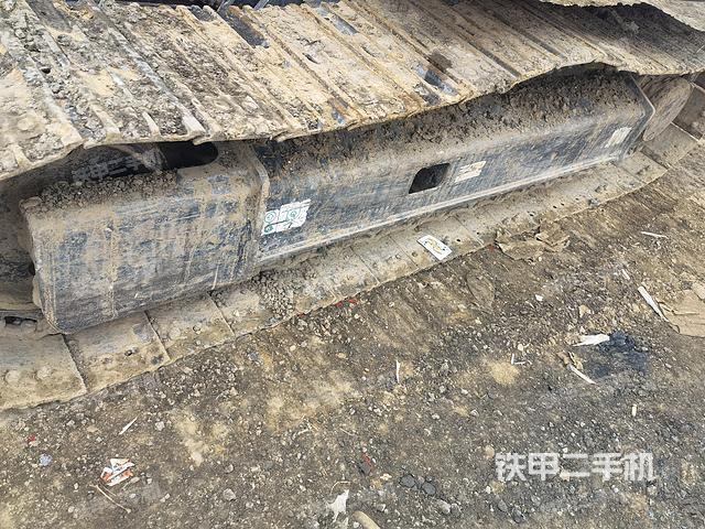 单侧履带整体（整机外观）