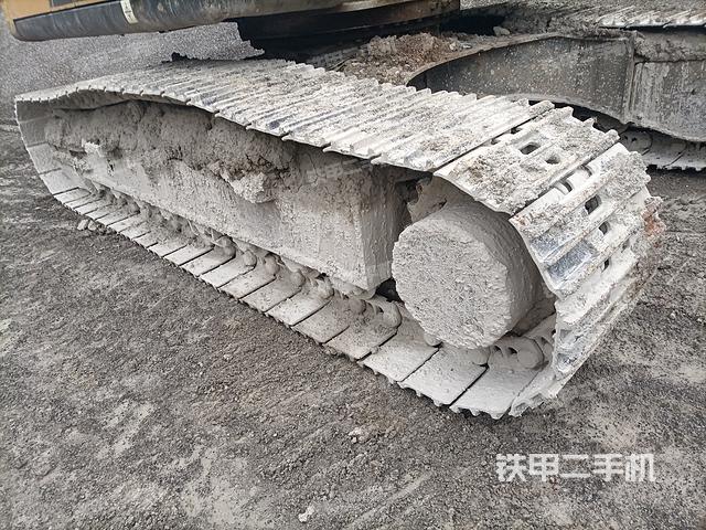 单侧履带整体（整机外观）