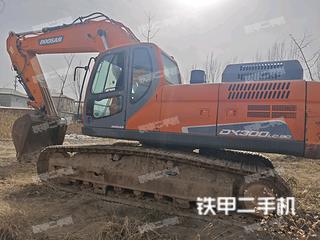 北京斗山DX300LC-9C挖掘机实拍图片