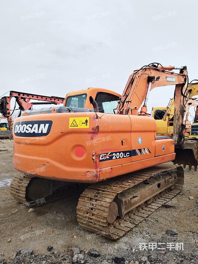 整机右后45°（整机外观）