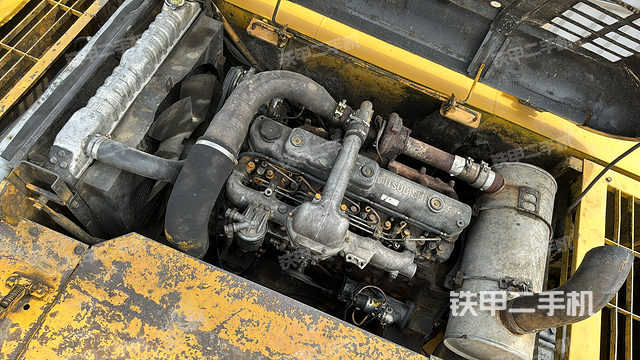 发动机整体俯视（整机外观）