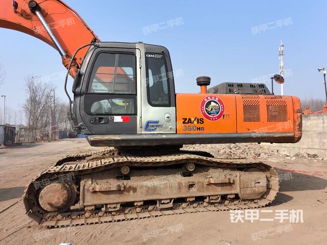 驾驶室整体（整机外观）