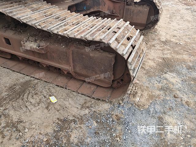 单侧履带整体（整机外观）