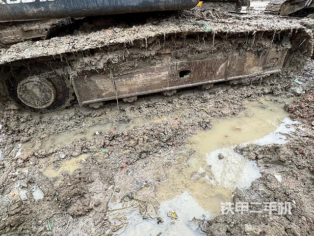 单侧履带整体（整机外观）