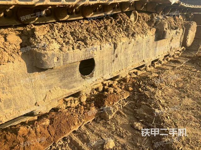 单侧履带整体（整机外观）