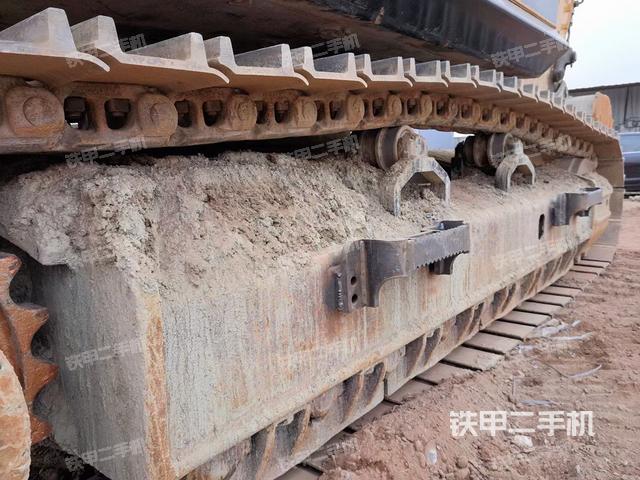 单侧履带整体（整机外观）