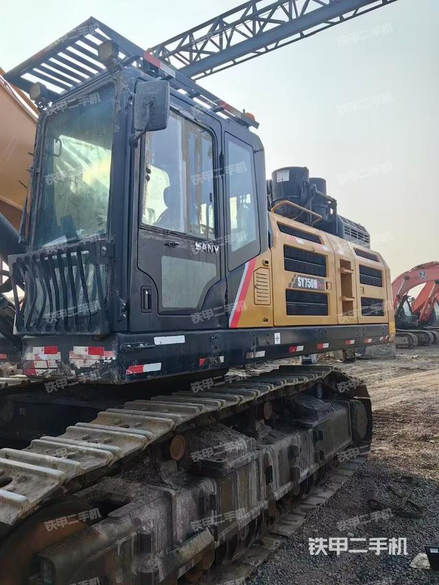 驾驶室整体（整机外观）