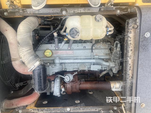 发动机整体俯视（整机外观）