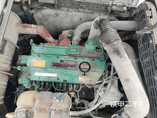 发动机整体俯视（整机外观）