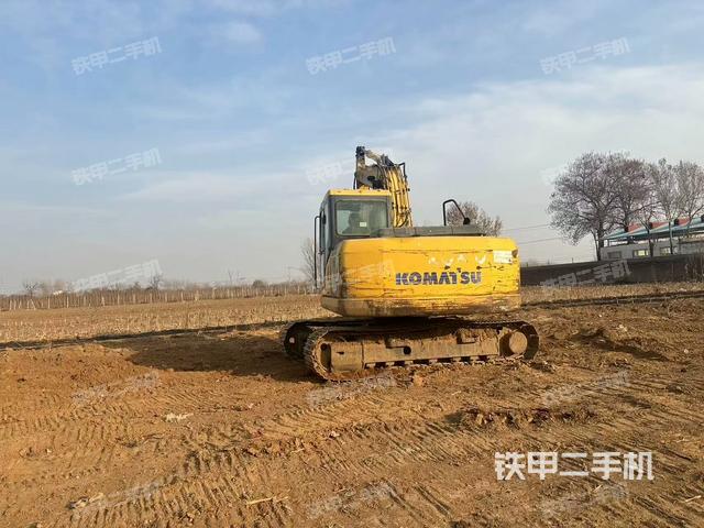 驾驶室顶部（整机外观）