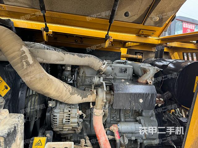 发动机整体俯视（整机外观）