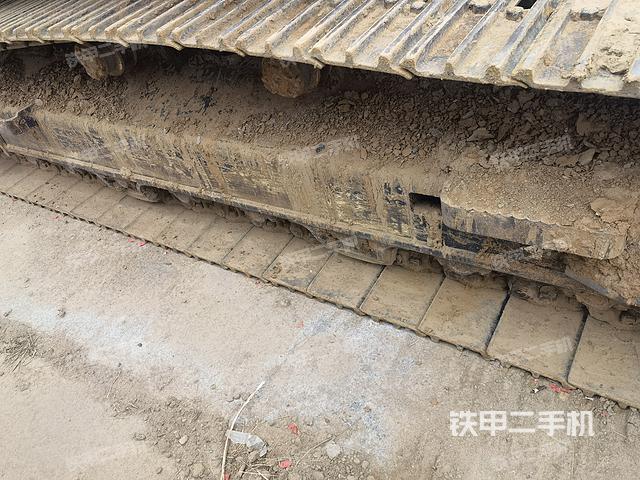 单侧履带整体（整机外观）