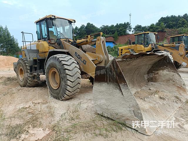 整机右后45°（整机外观及大件）