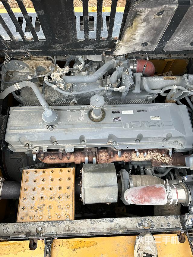 发动机整体俯视（整机外观）