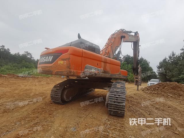斗山DX500LC-9C挖掘机