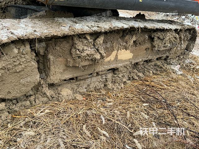 单侧履带整体（整机外观）