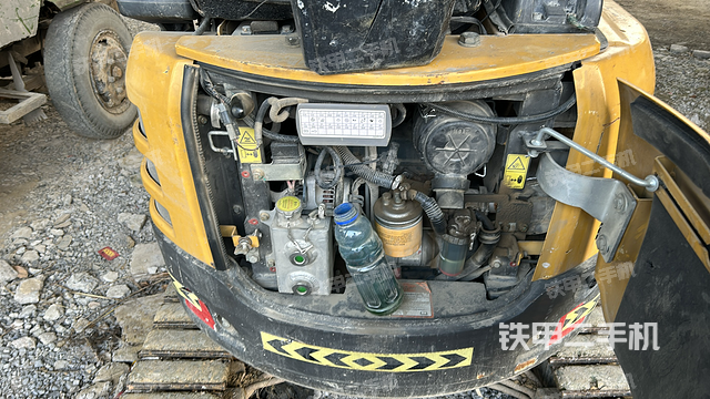 发动机整体俯视（整机外观）