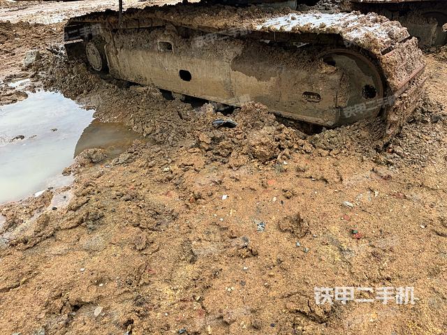 单侧履带整体（整机外观）