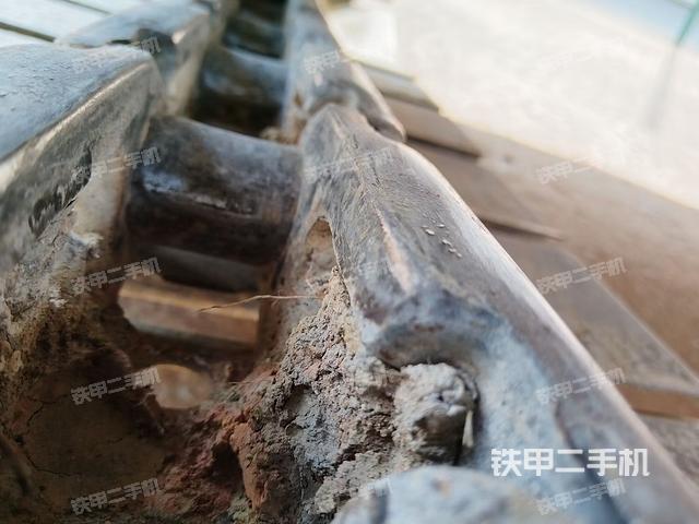 单侧履带整体（整机外观）