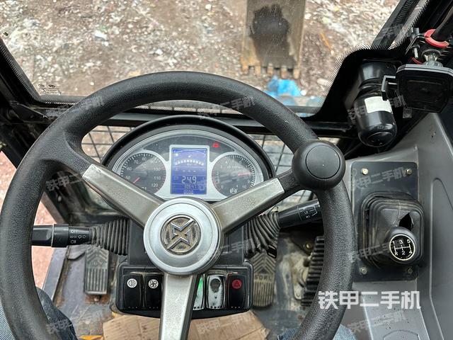 发动机整体俯视（整机外观）