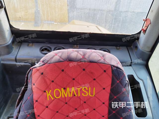 驾驶室整体（整机外观）