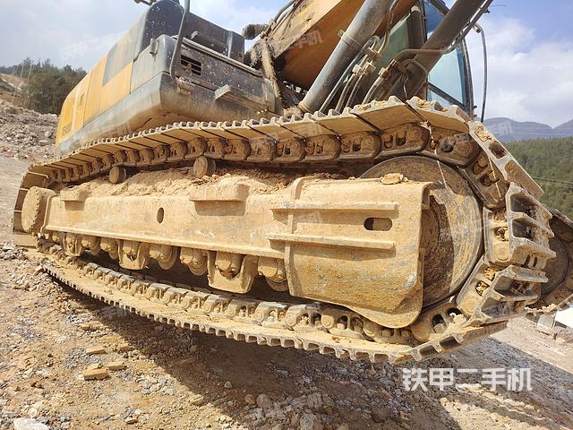 单侧履带整体（整机外观）