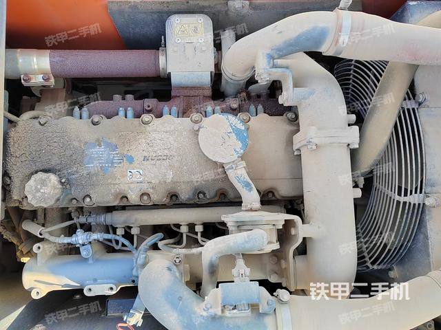 发动机整体俯视（整机外观）