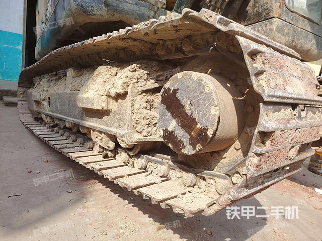 单侧履带整体（整机外观）