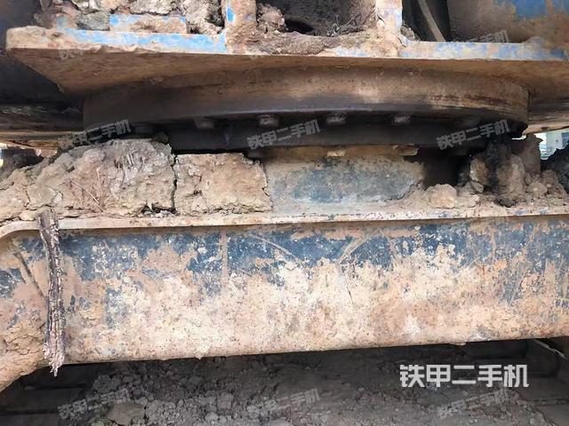 单侧履带整体（整机外观）