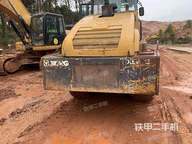 整机右后45°（设备外观及核心部件）