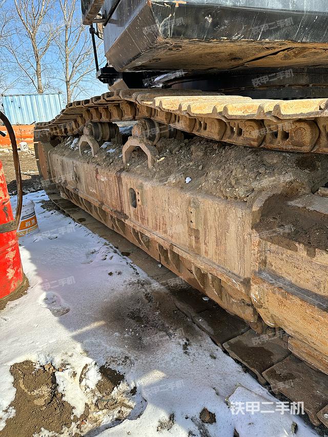 单侧履带整体（整机外观）