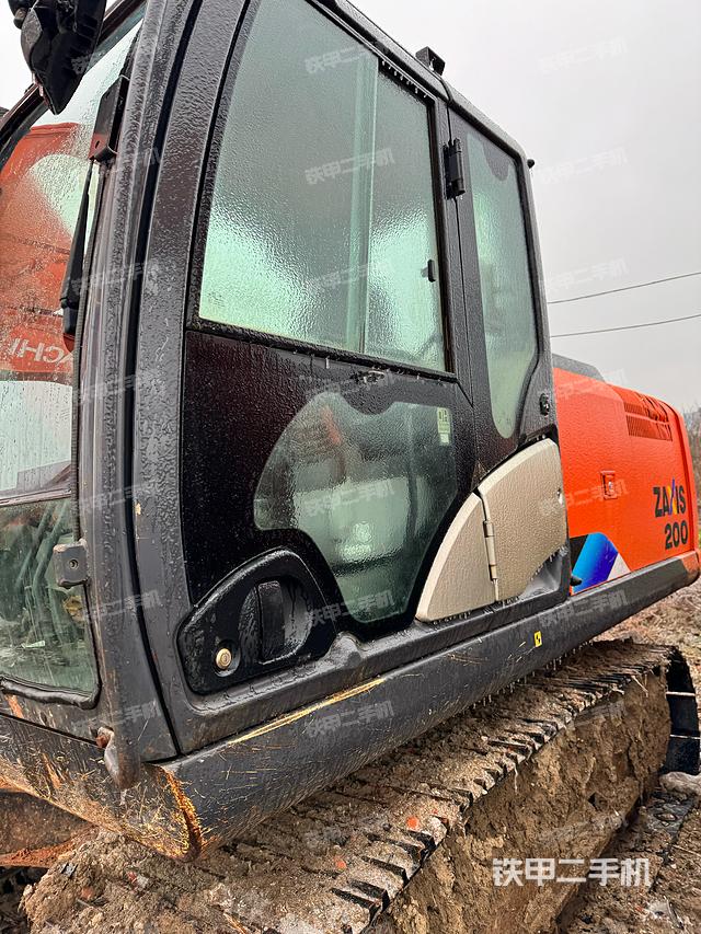 驾驶室整体（整机外观）