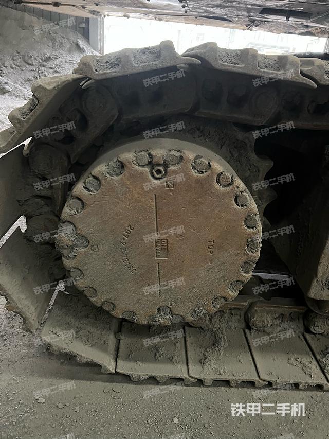 单侧履带整体（整机外观）