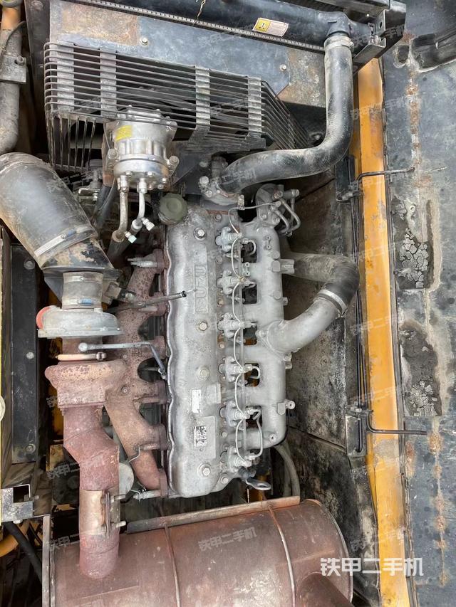 发动机整体俯视（整机外观）