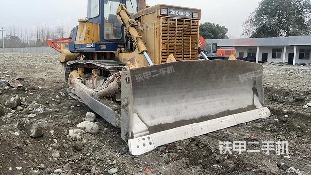 整机右后45°（设备外观及核心部件）