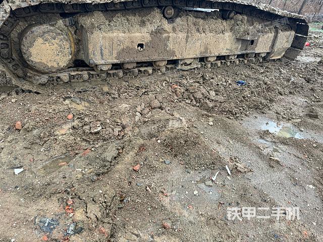 单侧履带整体（整机外观）