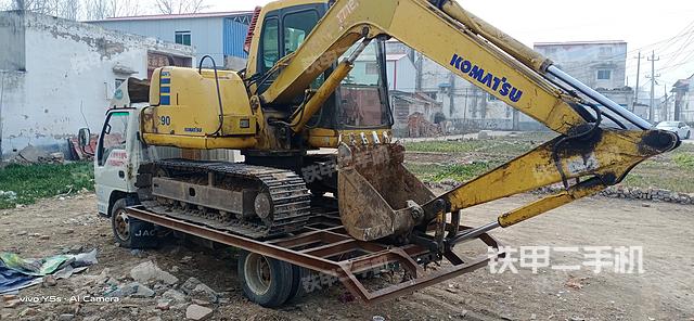 驾驶室顶部（整机外观）