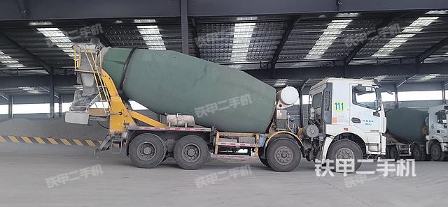 整机右侧（设备外观及核心部件）