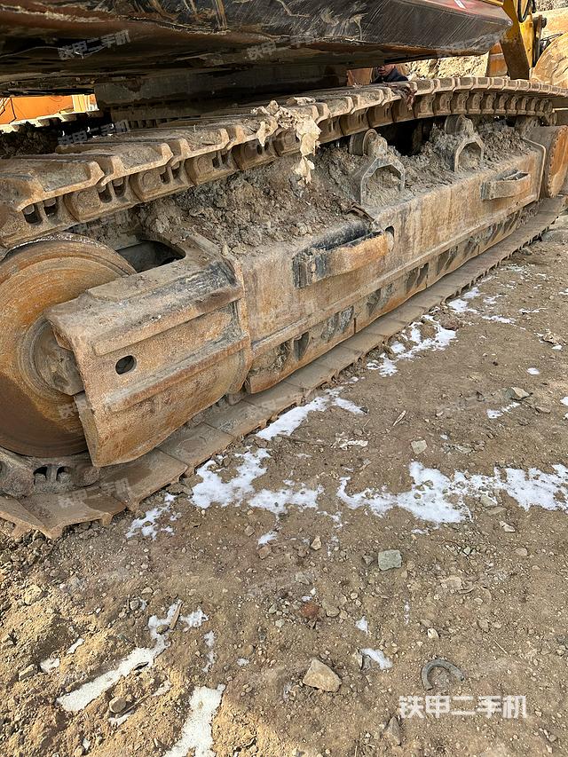 单侧履带整体（整机外观）