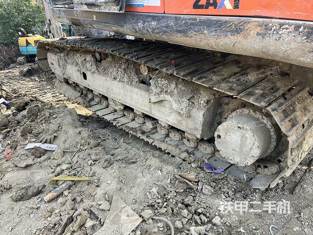 单侧履带整体（整机外观）