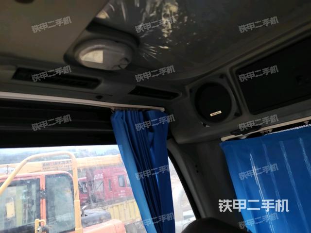 左后方玻璃角标（驾驶室部分）