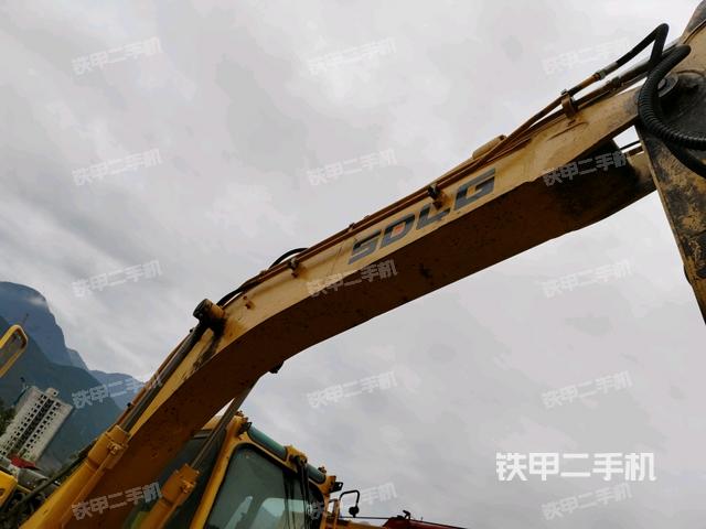 大臂整体 右侧（工作和回转装置）