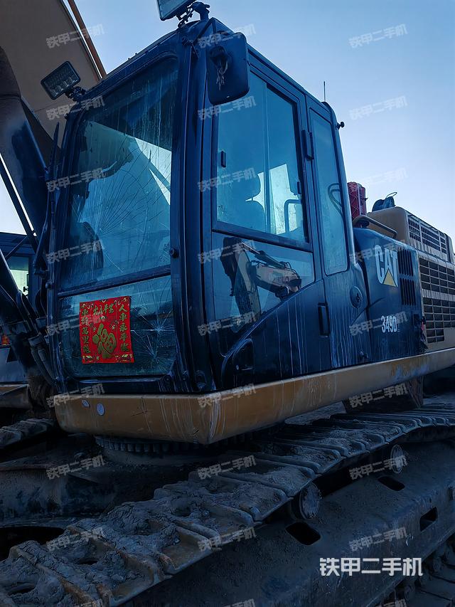 驾驶室整体（整机外观）