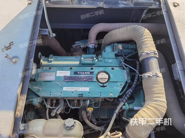 发动机整体俯视（整机外观）