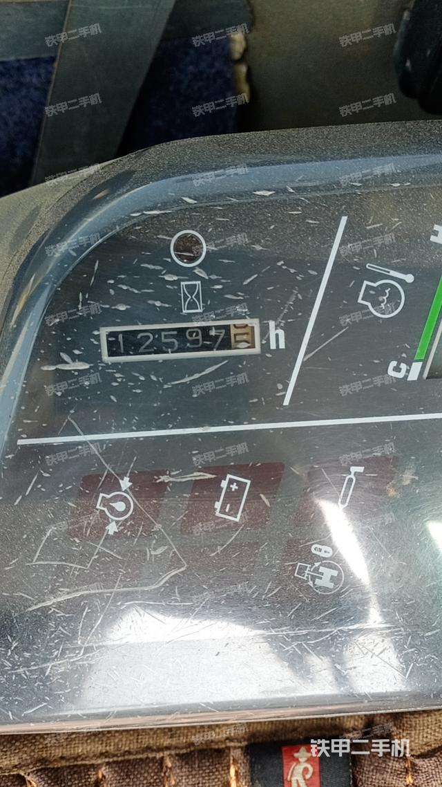 单侧履带整体（整机外观）