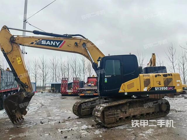 驾驶室整体（整机外观）