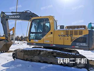 北京沃尔沃EC240B挖掘机实拍图片