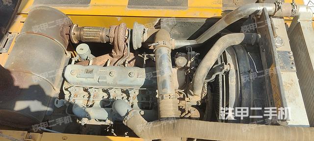 发动机整体俯视（整机外观）