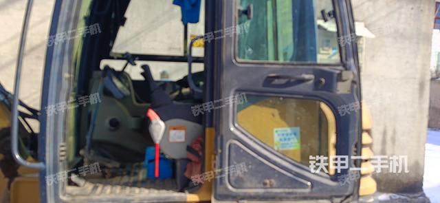 驾驶室整体（整机外观）