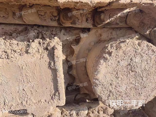 单侧履带整体（整机外观）